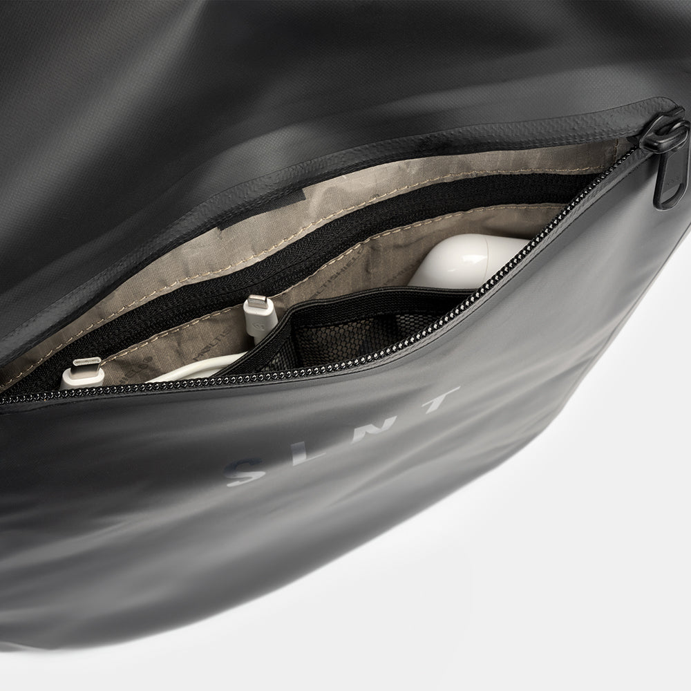 Waterproof Faraday Backpack 20L Expanded
