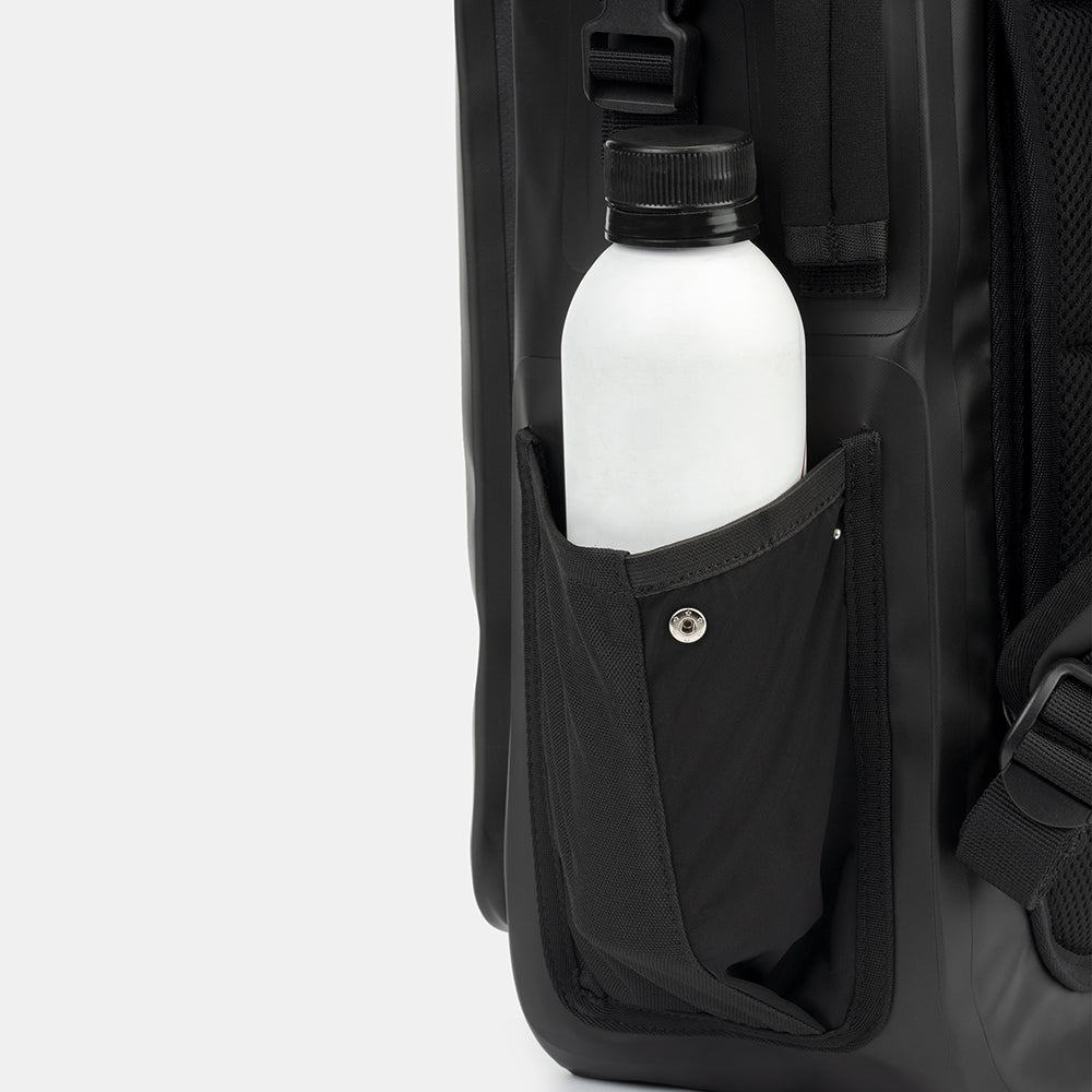 Waterproof Faraday Backpack 20L Expanded